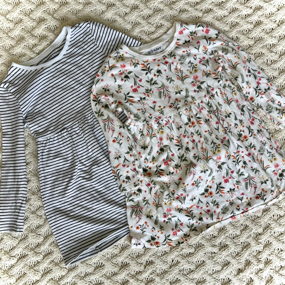 Old Navy 4T Dress Bundle